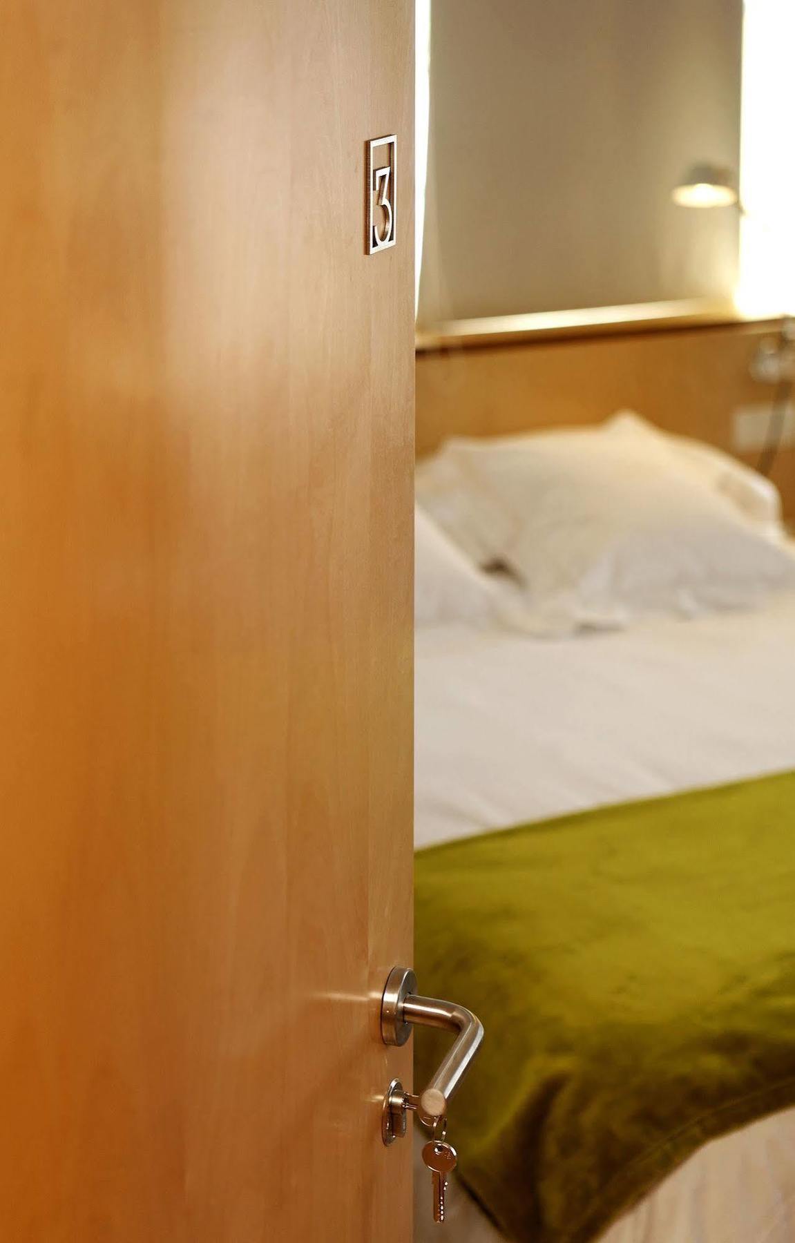 Boutique Hotel Holos Siviglia Esterno foto